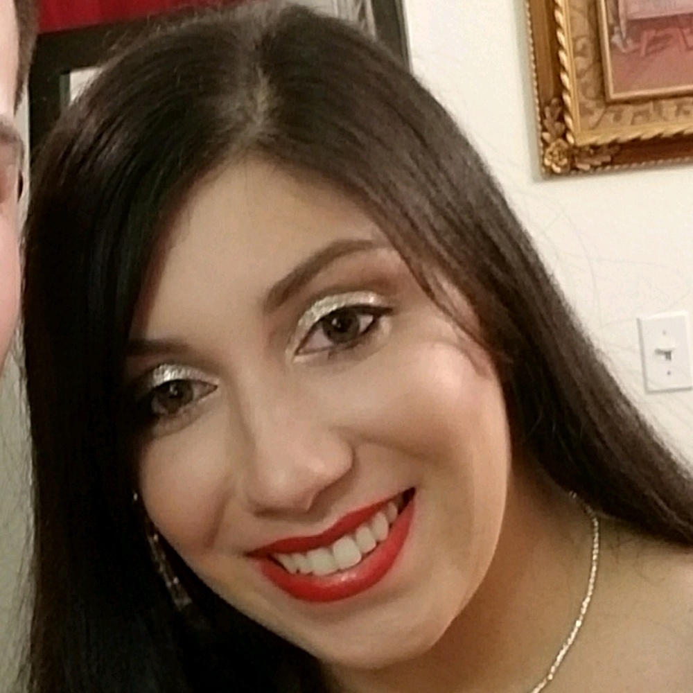 Meet your Posher, Valeta